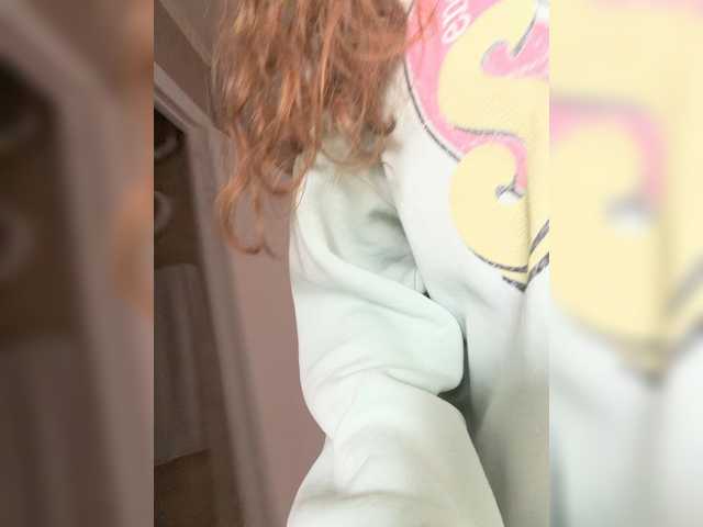 kisssssesmee live cam on BongaCams
