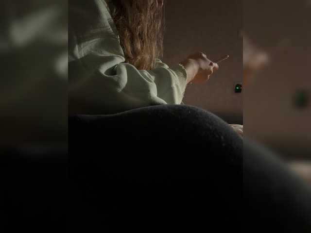 kisssssesmee live cam on BongaCams