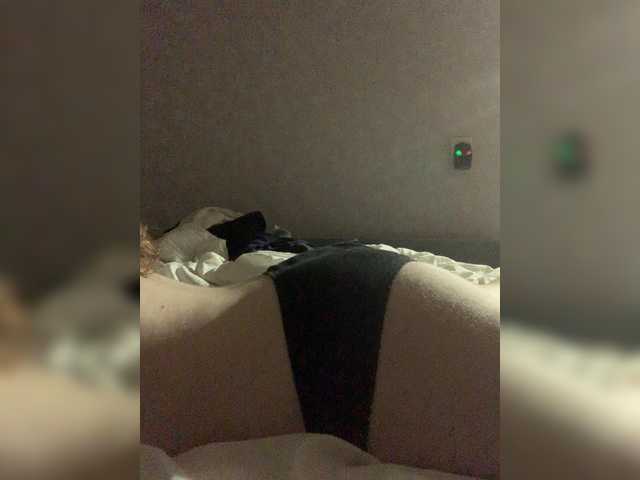 kisssssesmee live cam on BongaCams
