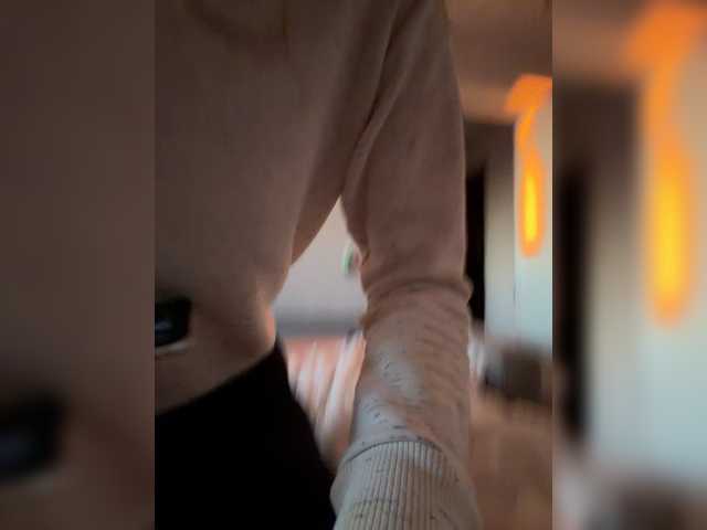 kisssssesmee live cam on BongaCams