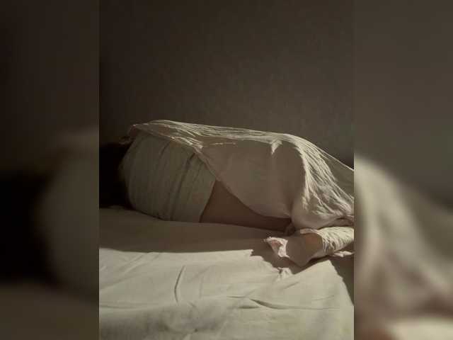 kisssssesmee live cam on BongaCams