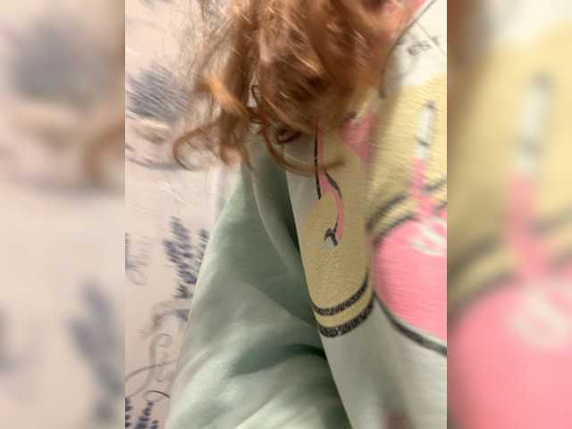 kisssssesmee live cam on BongaCams