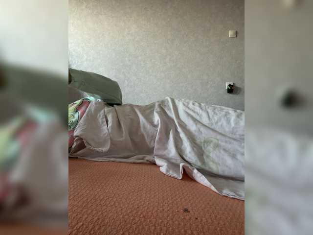 top_queen — live female cam