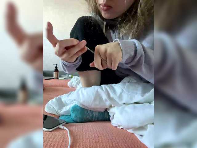 kisssssesmee live cam on BongaCams