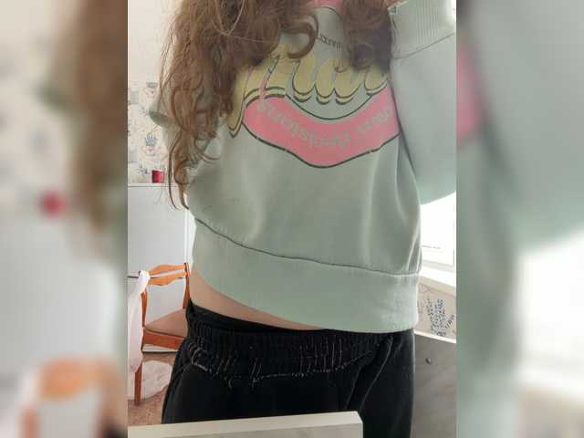 kisssssesmee live cam on BongaCams
