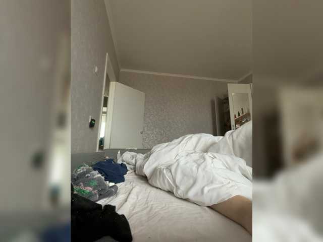 kisssssesmee live cam on BongaCams