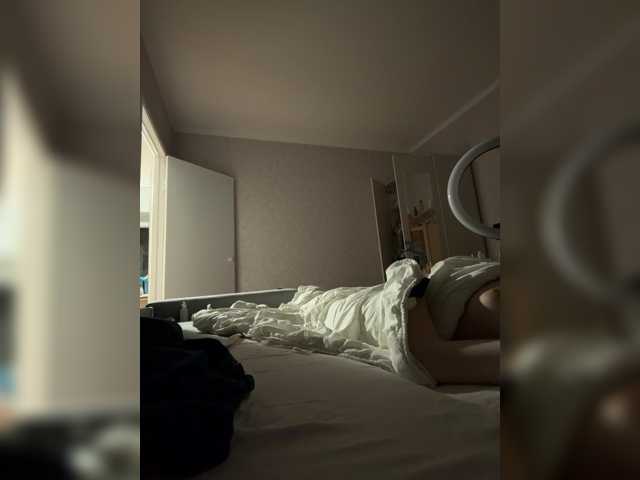 kisssssesmee live cam on BongaCams
