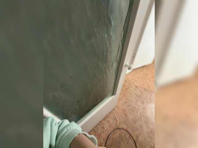 kisssssesmee live cam on BongaCams