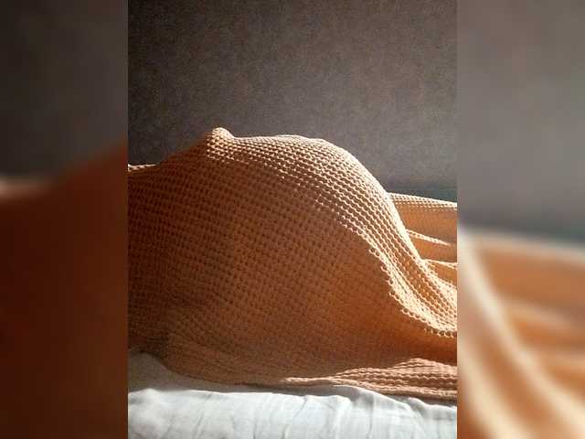 kisssssesmee live cam on BongaCams