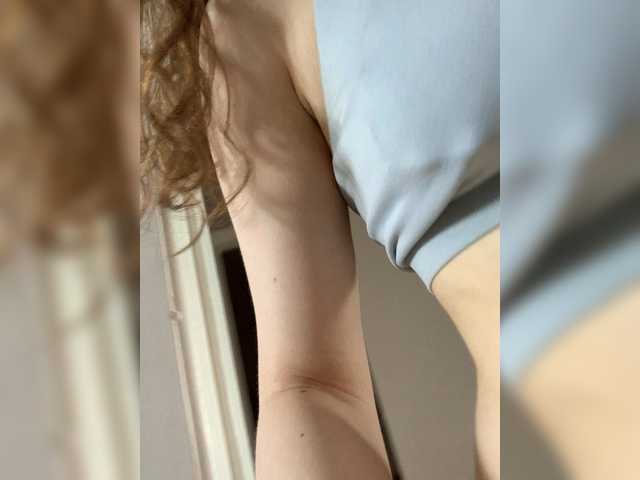 kisssssesmee live cam on BongaCams