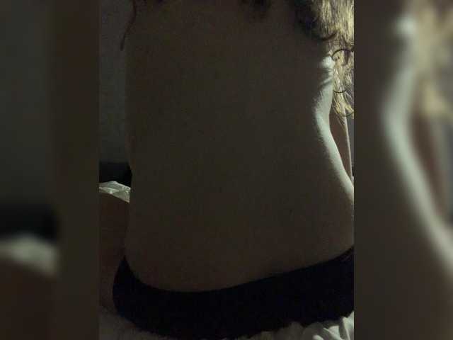 kisssssesmee live cam on BongaCams