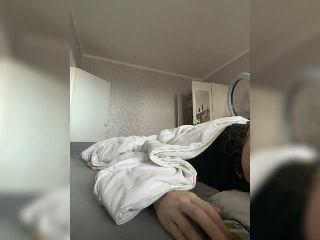kisssssesmee live cam on BongaCams