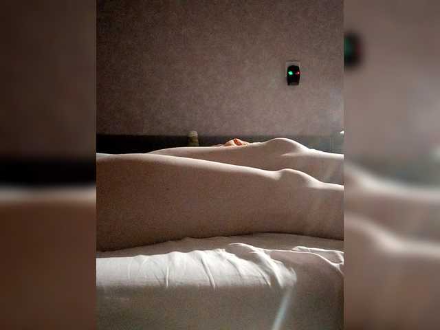 kisssssesmee live cam on BongaCams