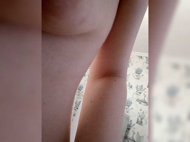 kisssssesmee live cam on BongaCams