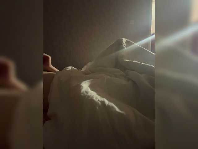 kisssssesmee live cam on BongaCams