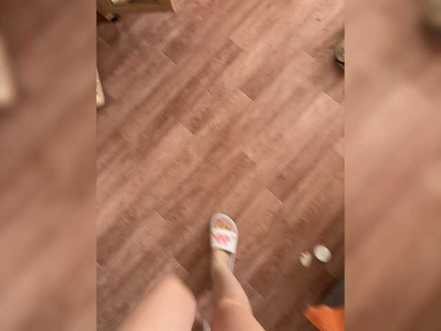 kisssssesmee live cam on BongaCams