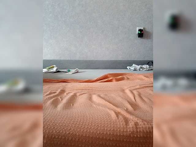 kisssssesmee live cam on BongaCams