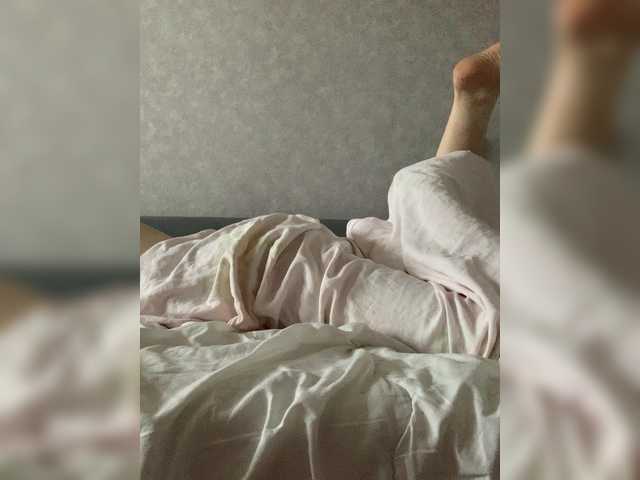 kisssssesmee live cam on BongaCams