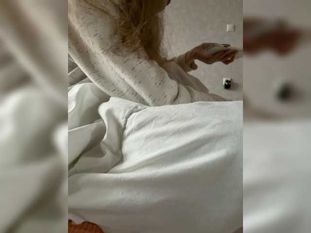 kisssssesmee live cam on BongaCams
