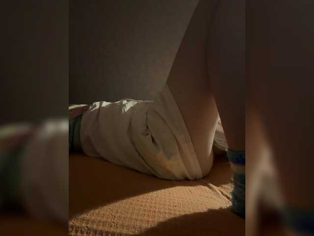 kisssssesmee live cam on BongaCams