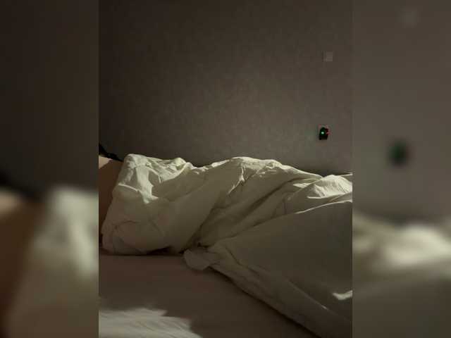 kisssssesmee live cam on BongaCams