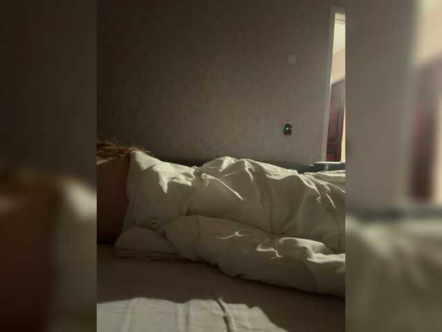 kisssssesmee live cam on BongaCams