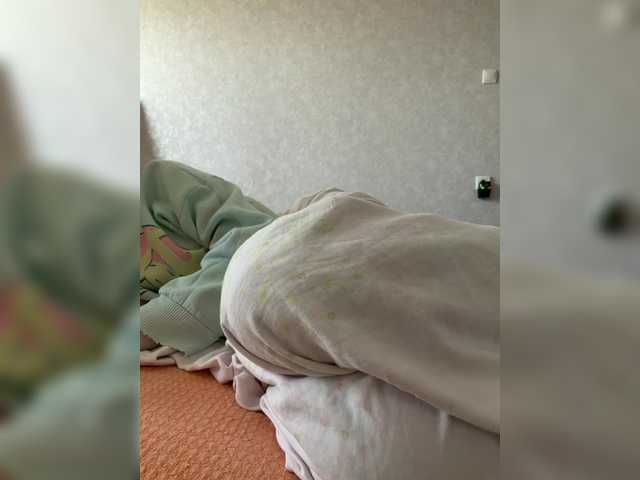 top_queen — live female cam