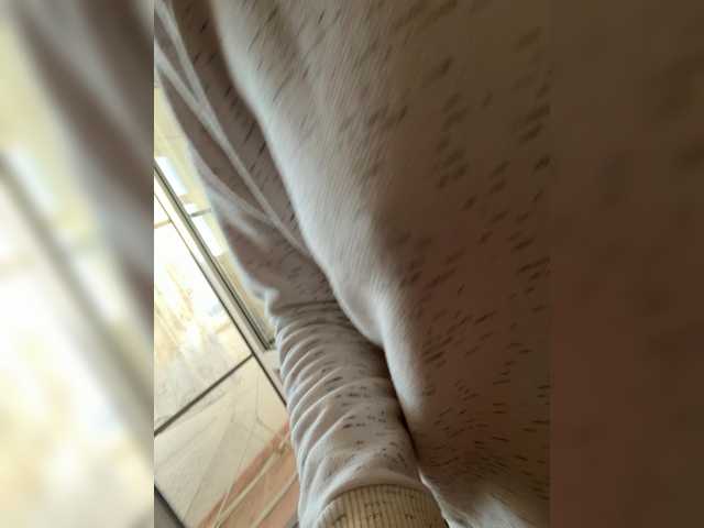 kisssssesmee live cam on BongaCams