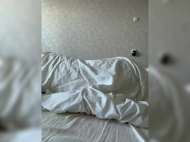 kisssssesmee live cam on BongaCams