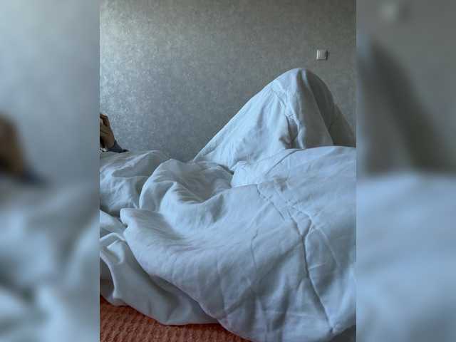 kisssssesmee live cam on BongaCams