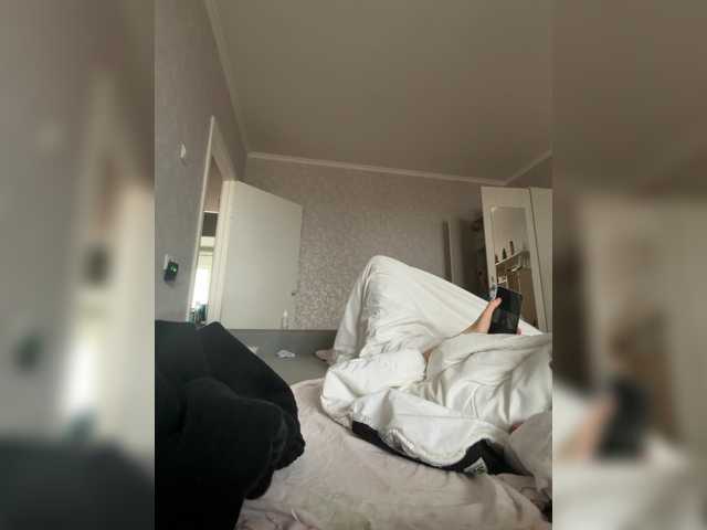 kisssssesmee live cam on BongaCams