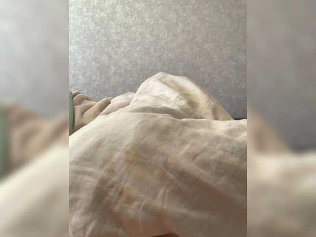 kisssssesmee live cam on BongaCams