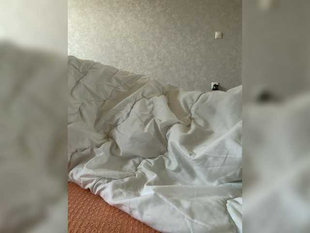 kisssssesmee live cam on BongaCams