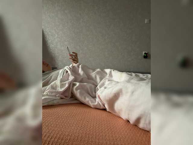 kisssssesmee live cam on BongaCams
