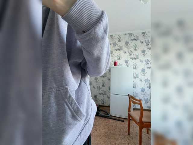 kisssssesmee live cam on BongaCams