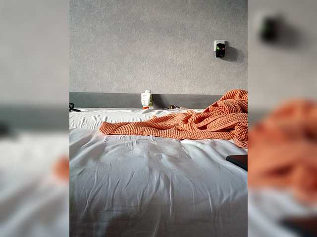 kisssssesmee live cam on BongaCams