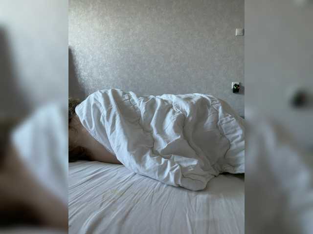 kisssssesmee live cam on BongaCams