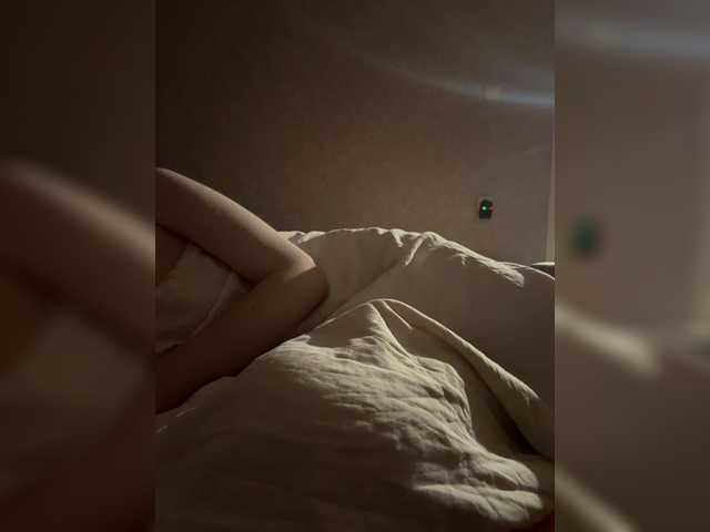 kisssssesmee live cam on BongaCams