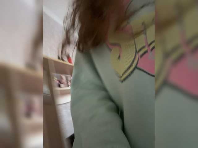 kisssssesmee live cam on BongaCams