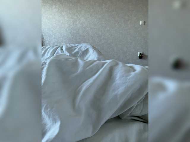 kisssssesmee live cam on BongaCams