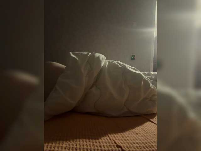 kisssssesmee live cam on BongaCams