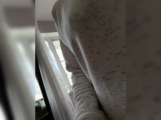 kisssssesmee live cam on BongaCams