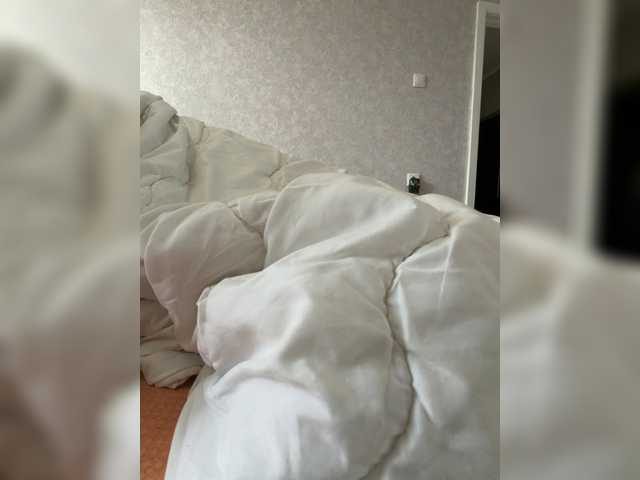 kisssssesmee live cam on BongaCams