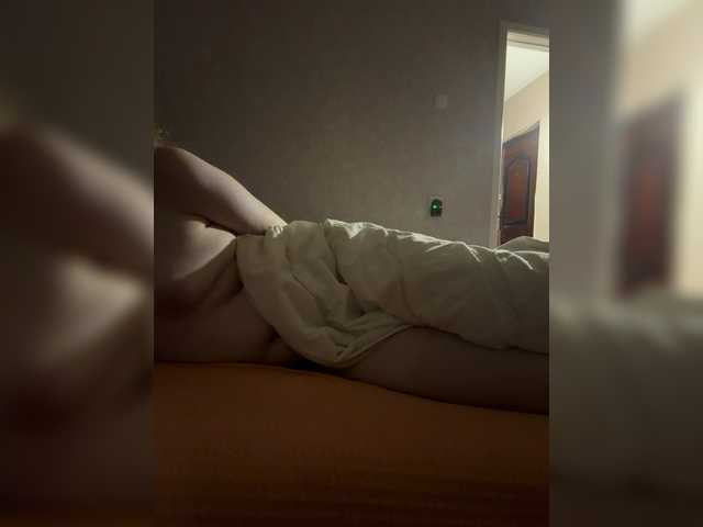 kisssssesmee live cam on BongaCams