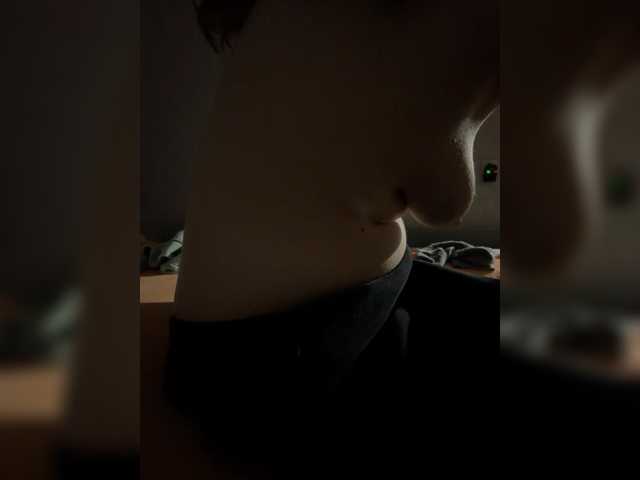 kisssssesmee live cam on BongaCams