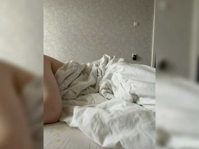 kisssssesmee live cam on BongaCams