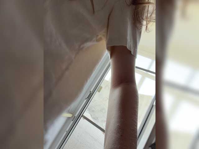 kisssssesmee live cam on BongaCams