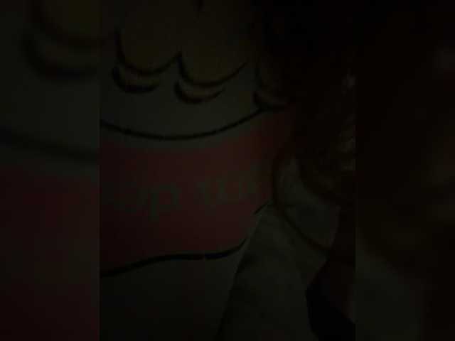 kisssssesmee live cam on BongaCams
