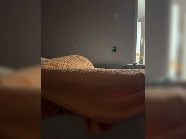 kisssssesmee live cam on BongaCams