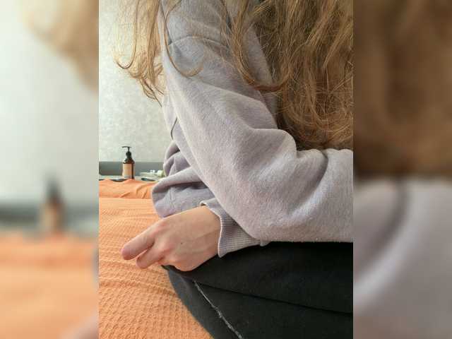 kisssssesmee live cam on BongaCams